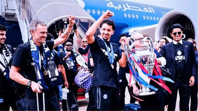 احتفالية ضخمة لباريس سان جيرمان بعد التتويج بدوري أبطال أوروبا (فيديو)