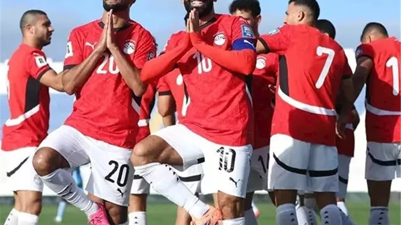 مدرب البرازيل السابق يتوقع مفاجأة مصر في المونديال.. ويشيد بصلاح ومرموش