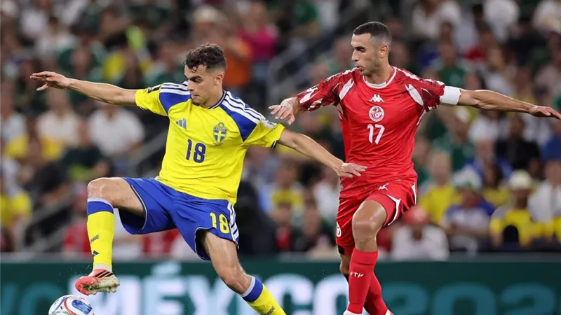 كل ما تريد معرفته عن ياسين العياري نجم منتخب السويد