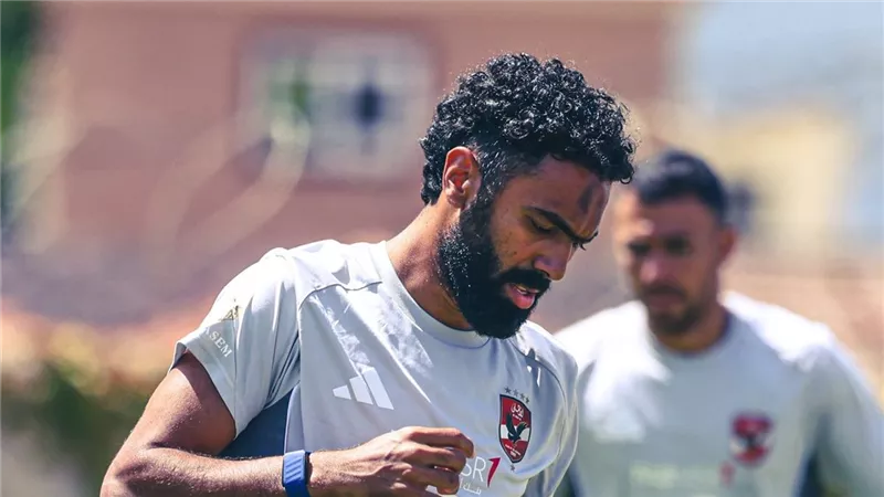 انتهت القصة.. الأهلي يُعلن رسميًا تجديد عقد حسين الشحات لمدة موسمين