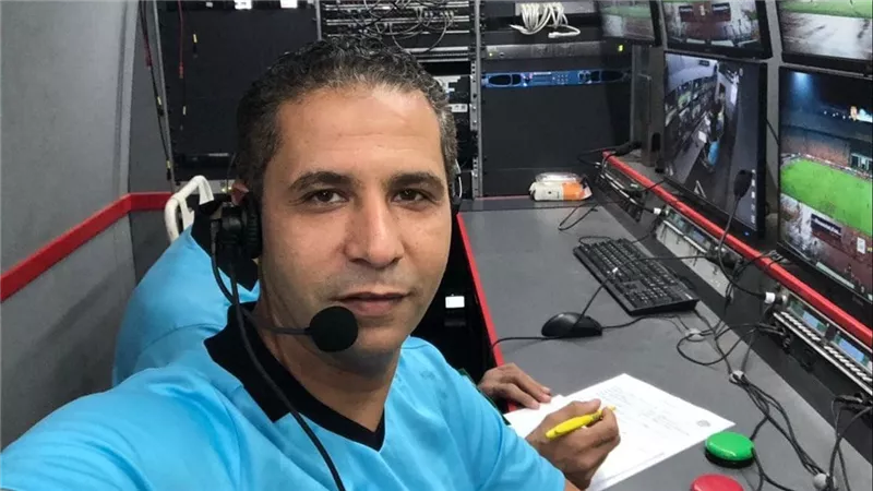 رسميا.. محمود عاشور حكما مساعدا لـ تقنية الفيديو في مباراة البرتغال وكولومبيا