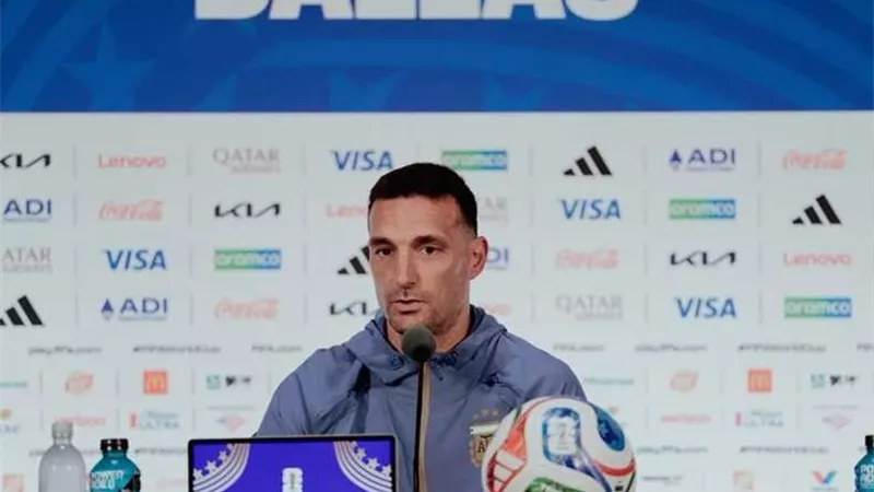 سكالوني يحسم موقف ميسي أمام الأردن في كأس العالم 2026