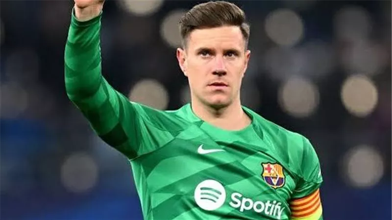 مفاوضات جارية بين برشلونة وأياكس لحسم مستقبل تير شتيجن