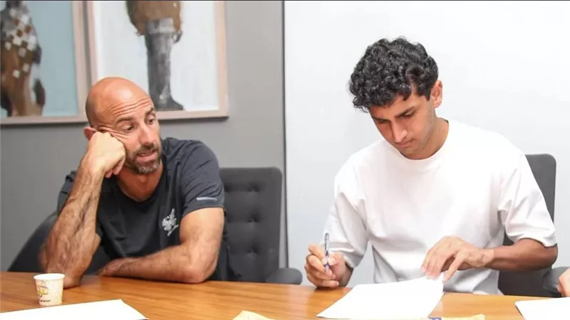 رسميا.. راسينج سانتاندير الإسباني يضم محمد هيثم لاعب منتخب مصر للشباب