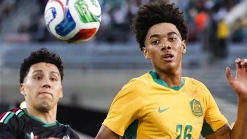 مدافع أستراليا: متحمس لمواجهة محمد صلاح وأتمنى جاهزيته للقاء