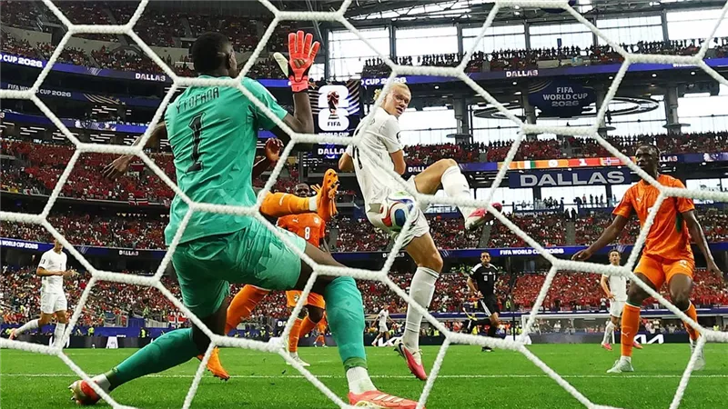 فوز منتخب النرويج على ساحل العاج  2-1 و يتأهل لدور الـ16 بالمونديال