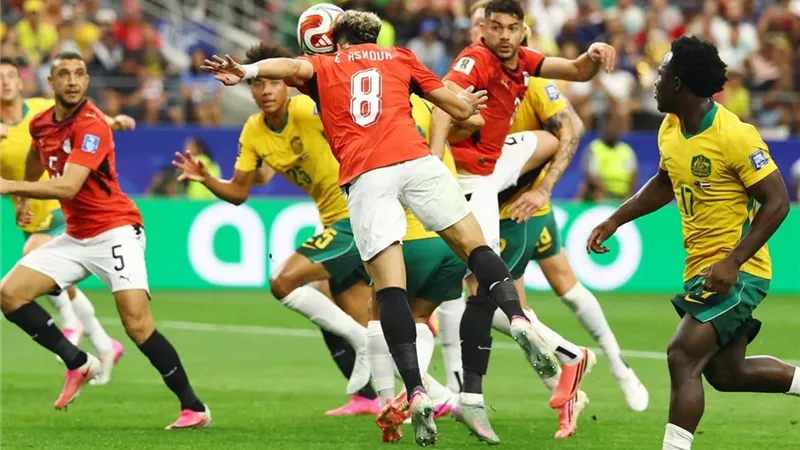 إمام عاشور يواصل صناعة التاريخ مع منتخب مصر في كأس العالم بأرقام استثنائية