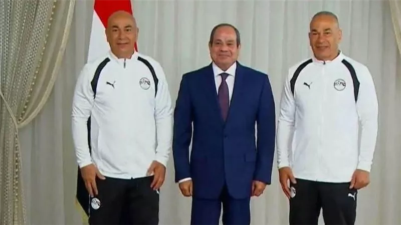 الرئيس السيسي يحتفي بمنتخب مصر ويشيد بمسيرة الفراعنة في كأس العالم (فيديو)