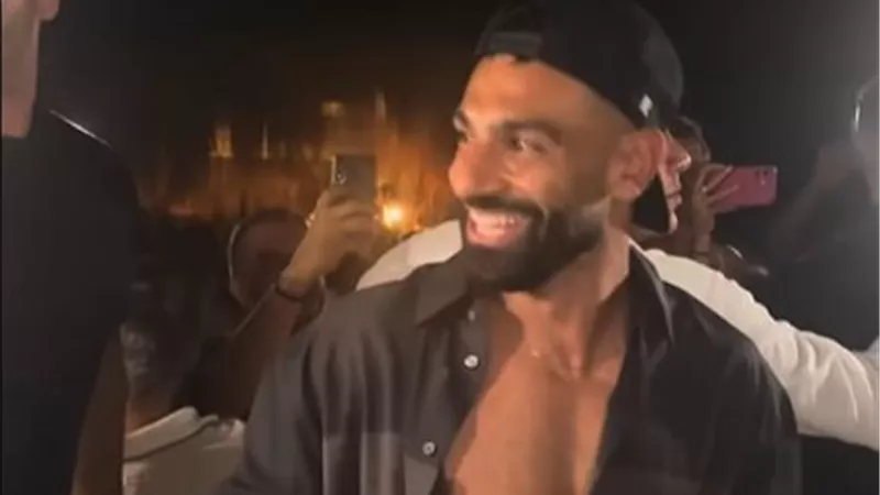 حقيقة المشروب الذي أثار الجدل مع محمد صلاح في سهرة العلمين