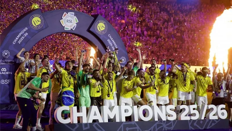 أزمة مالية تؤجل صفقات النصر السعودي وتؤثر على رواتب اللاعبين