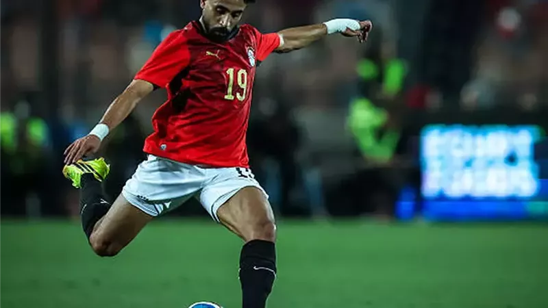 تقارير: الاتحاد السعودي يحسم مفاضلة بين مروان عطية ورافاييل أونيدكا لتدعيم الوسط