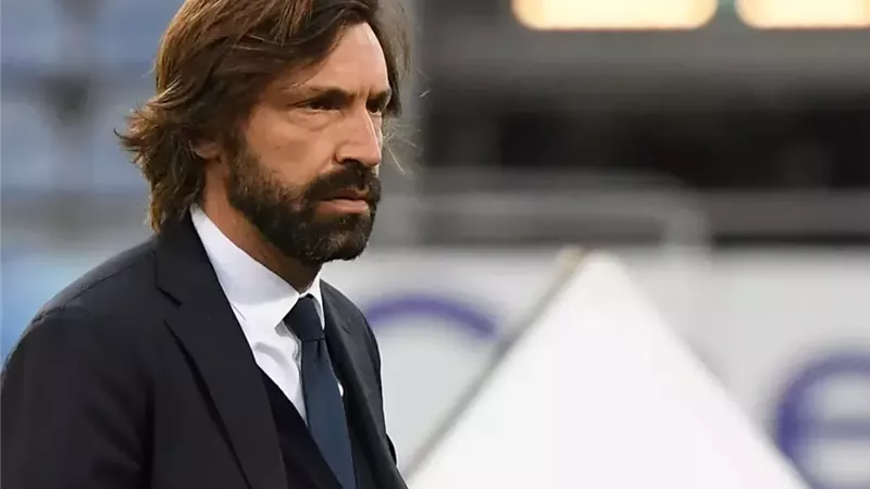 بيرلو يعلق على استبعاده من تدريب منتخب إيطاليا: القضية تحولت إلى جدل سياسي