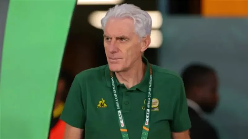 قرار نهائي.. هوجو بروس يرفض تجديد عقده مع منتخب جنوب أفريقيا