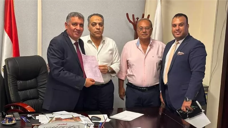 الزمالك يتسلم رسميا أرض فرعه الجديد بمدينة حدائق أكتوبر تمهيدا لبدء المشروع