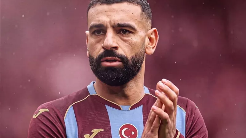 محمد صلاح يصل بطائرة خاصة.. وحديقة بابارا تستضيف حفل تقديمه في طرابزون