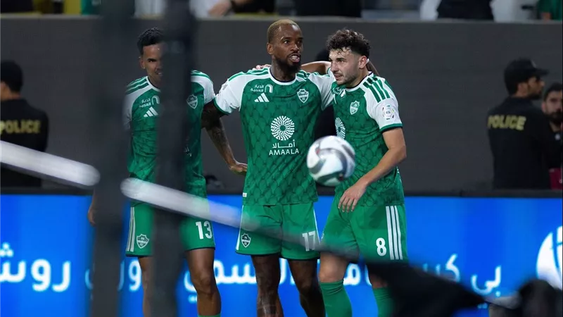 سبيرتسيان يقود الأهلي لفوز صعب على الدرعية في افتتاح الدوري السعودي