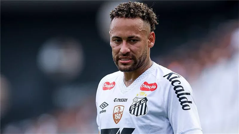 نيمار أول ضحايا قانون جديد في الدوري البرازيلي بعد واقعة مثيرة للجدل