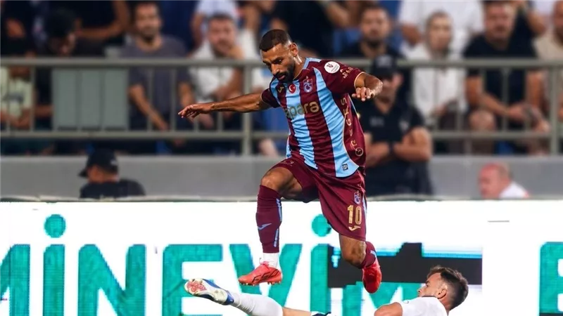 محمد صلاح يفتتح مشواره الأوروبي مع طرابزون سبور بمواجهة فرينكفاروسي