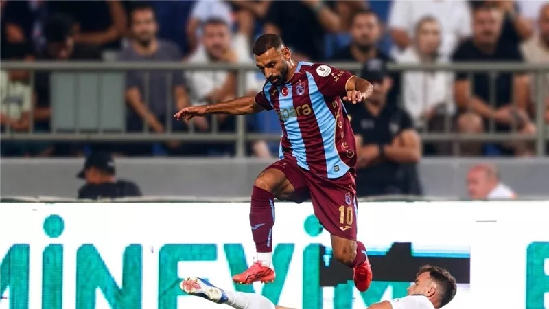 مدرب طرابزون سبور يكشف موقف صلاح من مباراة فرينكفاروس بملحق الدوري الأوروبي