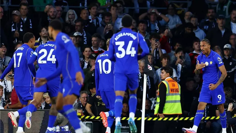 تشيلسي يقترب من صفقة قوية من قلب الدوري الإيطالي 