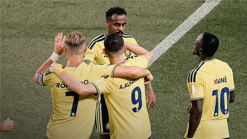 النصر يهزم أبها بثنائية ويعود لصدارة الدوري السعودي