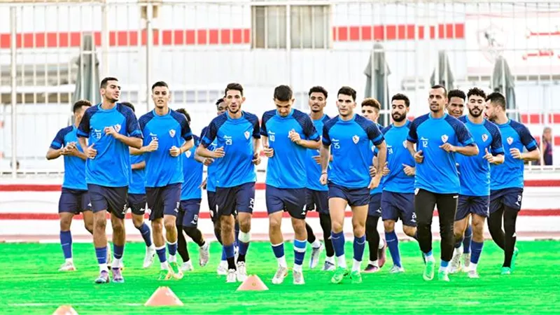 محمود بسيوني يقود مواجهة غزل المحلة والزمالك.. تعرف على حكام مباريات الأربعاء