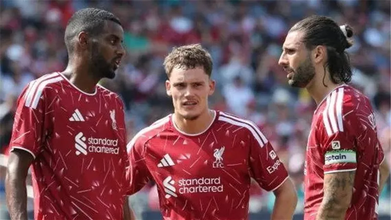 موعد مباراة ليفربول ضد ماتشستر سيتي في الدوري الإنجليزي.. والقناة الناقلة