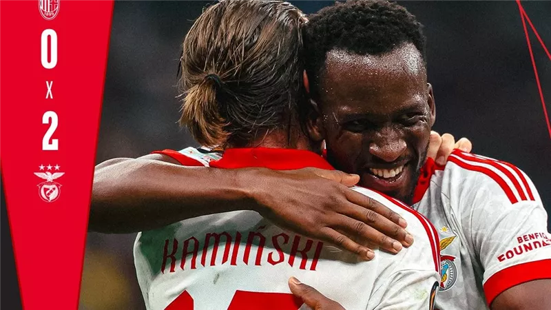 بنفيكا يهزم ميلان بثنائية في الدوري الأوروبي