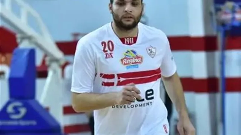 الزمالك يوافق على فسخ عقد محمد عادل 