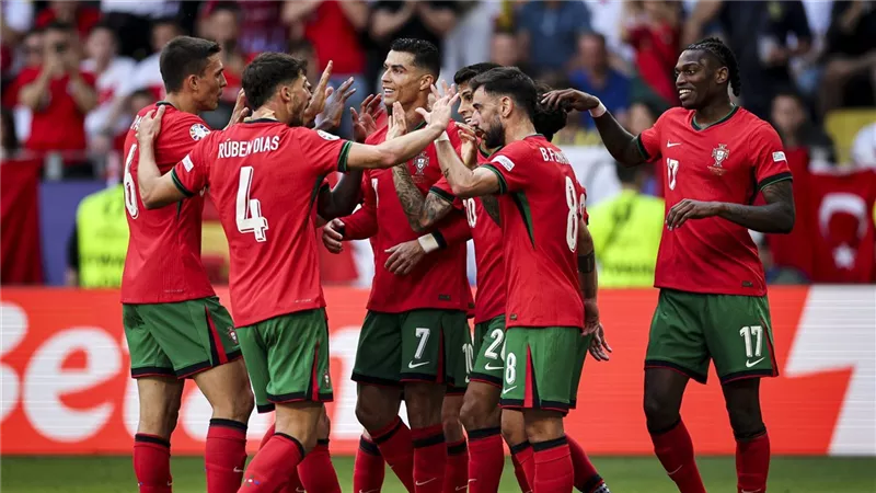 التشكيل الرسمي لمباراة البرتغال والنرويج في دوري الأمم الأوروبية 