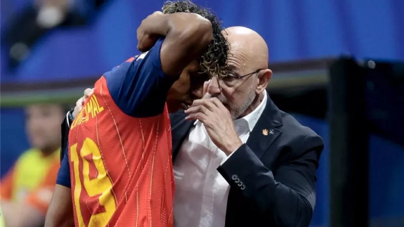 دي لا فوينتي يكشف مفتاح تألق منتخب إسبانيا.. ورسالة خاصة إلى لامين يامال