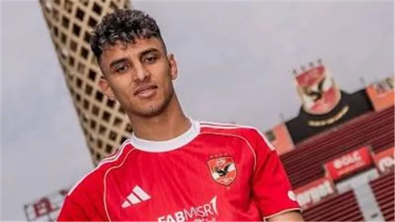 هل طلب أحمد عيد فسخ تعاقده مع الأهلي؟.. وائل جمعة يجيب (خاص)