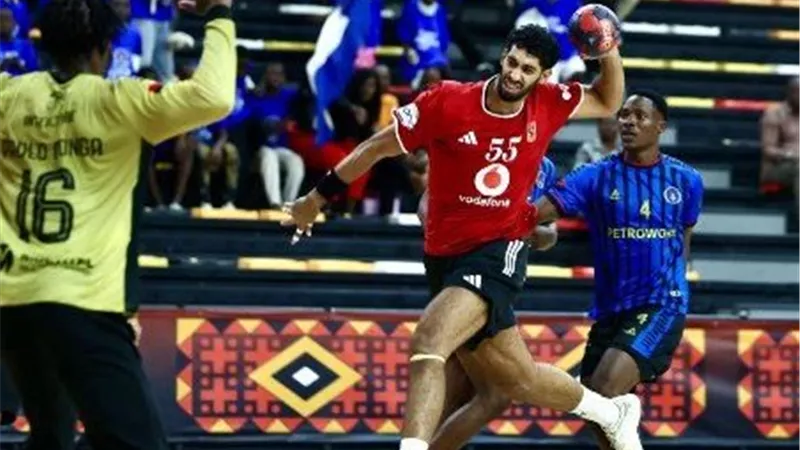 الأهلي يحقق بداية قوية ويهزم إنتر كلوب الأنجولي في بطولة أفريقيا لكرة اليد