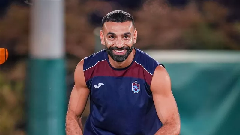 إعلامي تركي يشيد بمحمد صلاح بعد فوز طرابزون سبور: الذراع اليمنى للمدرب