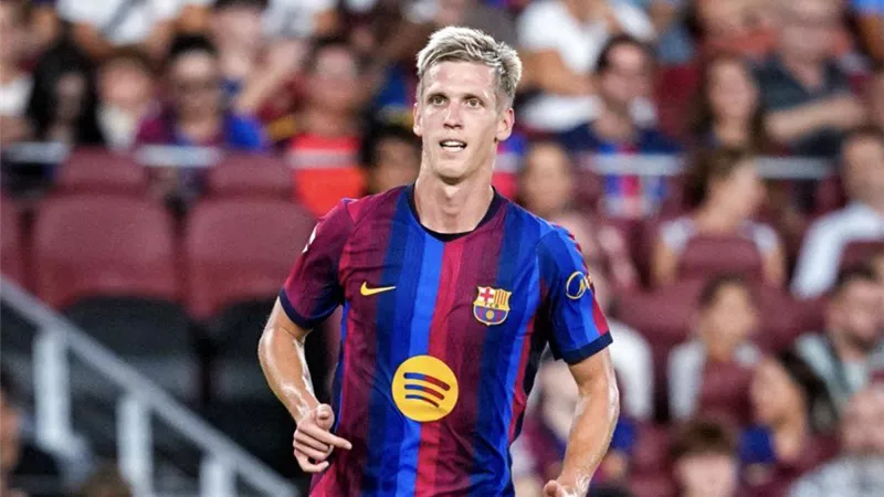 من داخل برشلونة.. الكشف عن موقف داني أولمو من اهتمام بايرن ميونخ