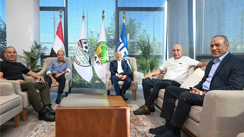 أرشيفية - أبو ريدة و حسام و إبراهيم 
