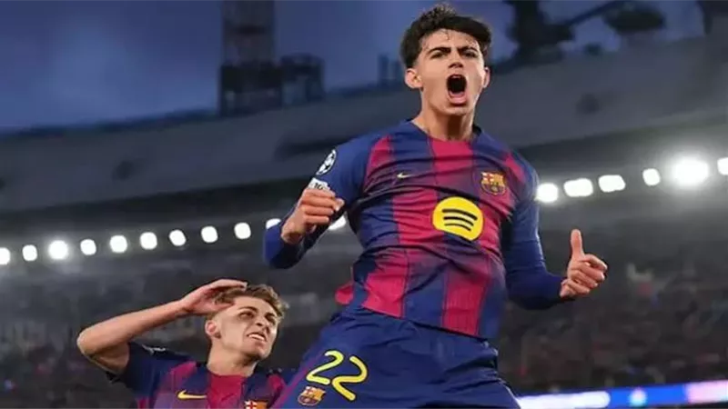 برشلونة يؤمن مستقبل مارك بيرنال بعقد جديد وسط اهتمام إنجليزي