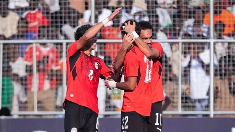 النشرة المسائية|كاف يخطر منتخب مصر بموعد مباراتي مالاوي في تصفيات أمم أفريقيا وحكام المواجهتين.. برنامج الأهلي استعدادا لمواجهة كيتارا في الكونفدرالية..تحركات جديدة من الزمالك بعد شكوى القمة
