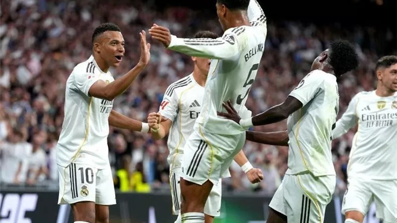 رسميًا.. ريال مدريد يعلن خضوع راؤول أسينسيو لجراحة ومدة غيابه