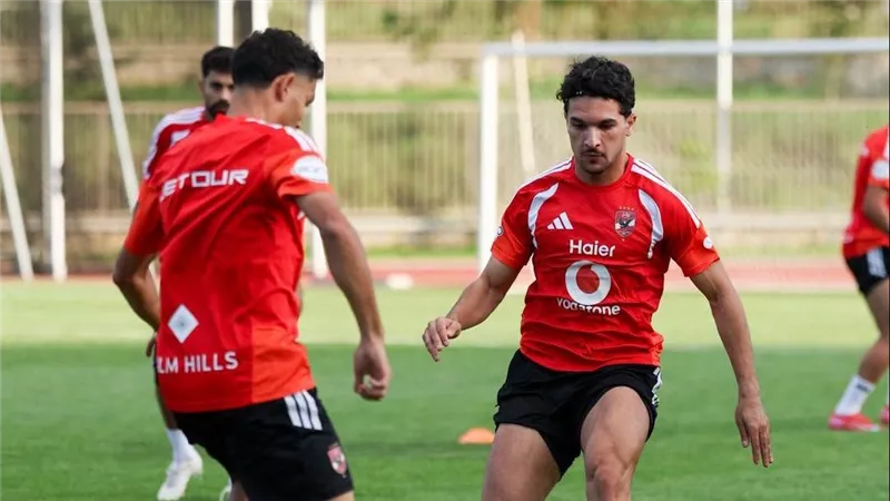 الأهلي ينهي مرانه الثاني في أوغندا استعدادًا لمواجهة كيتارا بالكونفدرالية