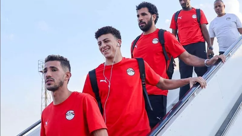 بعثة منتخب مصر تصل القاهرة بعد الفوز على جنوب السودان