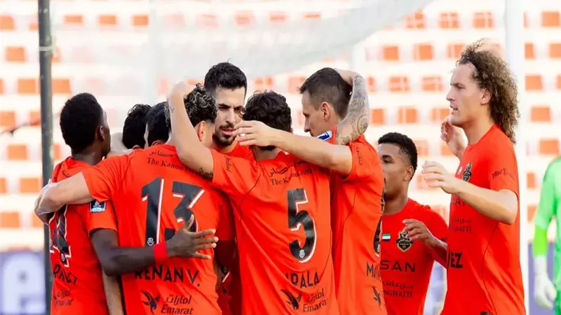 موقف ربيعة وبيزيرا.. التشكيل الرسمي لمباراة شباب الأهلي والعين في دوري أدنوك للمحترفين