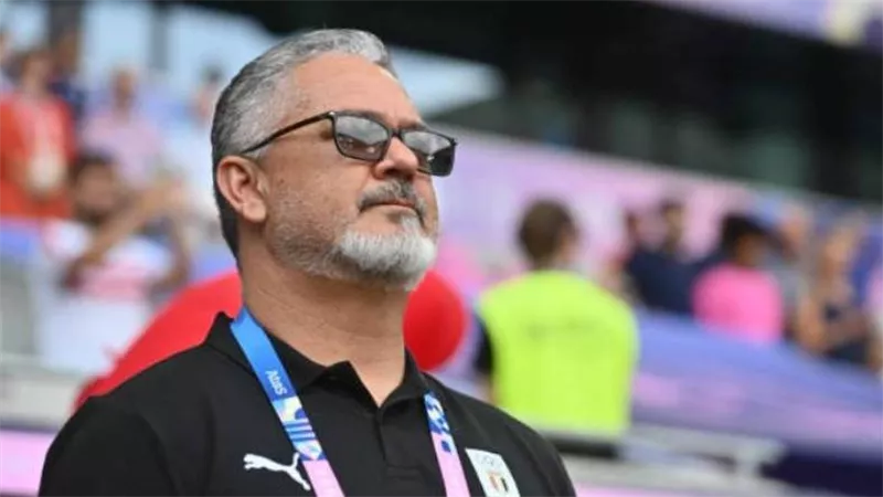 ميكالي: قطة وشحاتة وكوكا يستحقون فرصة مع منتخب مصر.. وزيزو أفضل جناح
