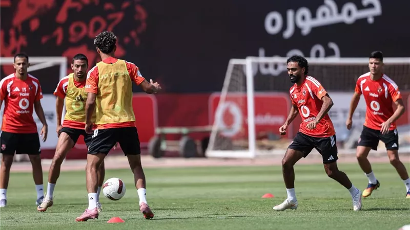 الأهلي يختتم ودياته بمواجهة مصر المقاصة استعدادًا لاستئناف الموسم